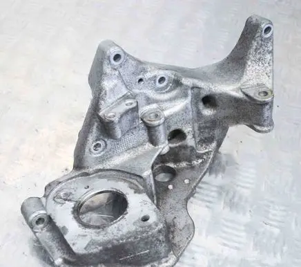 Volvo S60 Engine mounting bracket 3137063331401103