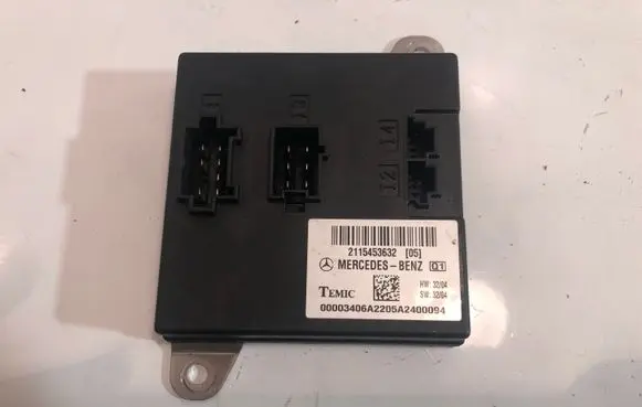Mercedes-Benz E W211 Comfort/convenience module 2115453632