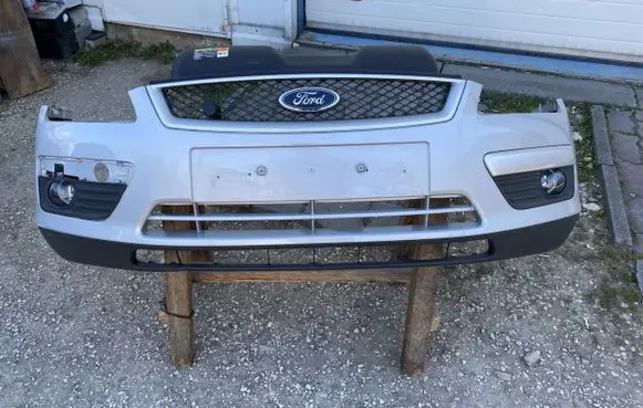 Ford Focus Front bumper 4M51-17757-A