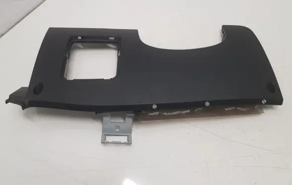 Dashboard lower bottom trim panel