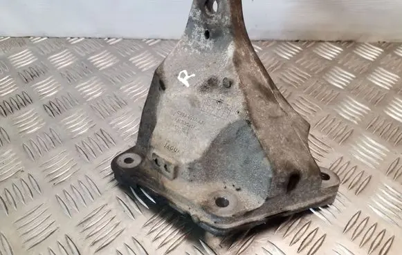 Jaguar XF X250 Engine mounting bracket CX236037AB