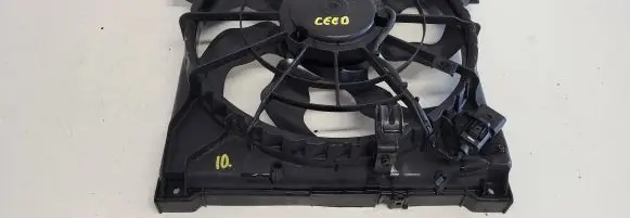 KIA Ceed Radiator cooling fan shroud C6G0