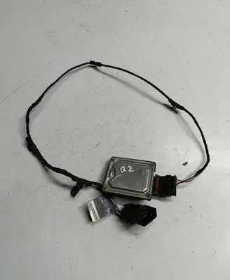 Audi Q2 - Distronic sensor radar 2Q0907572M 81A971085B 2Q090757