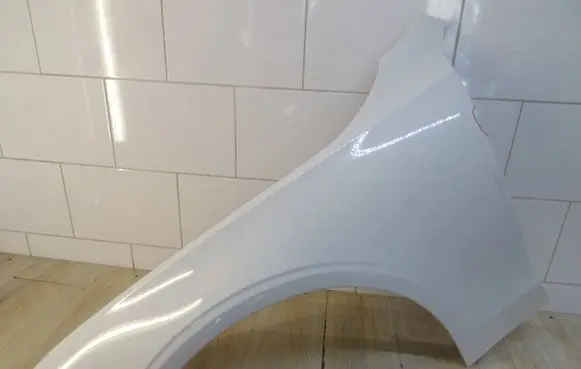 Volvo S90, V90 Fender