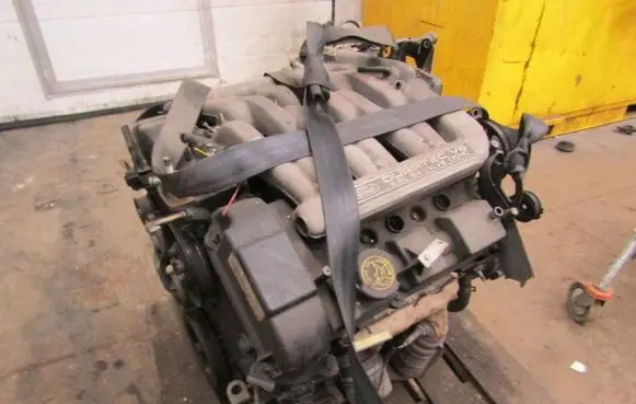 Ford Mondeo MK I Engine 