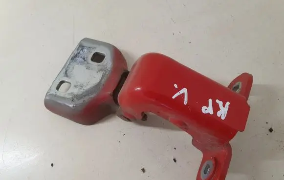 Opel Vivaro Front door upper hinge