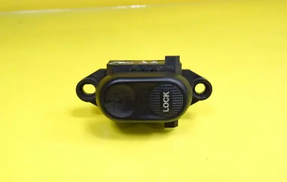 Chrysler PT Cruiser Electric window control switch 04671623AA