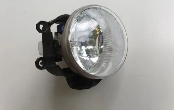 Toyota Yaris Front fog light 8121002110