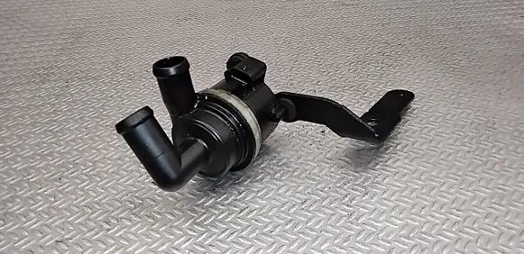 Skoda Octavia Mk2 (1Z) Electric auxiliary coolant/water pump 5N0965561A