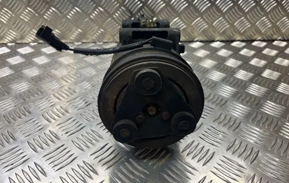 Ford Focus C-MAX Air conditioning (A/C) compressor (pump)