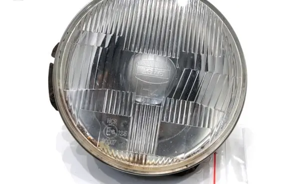 Mitsubishi Pajero Headlight/headlamp