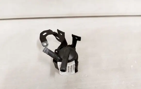 Citroen DS3 Water pump 9806790780