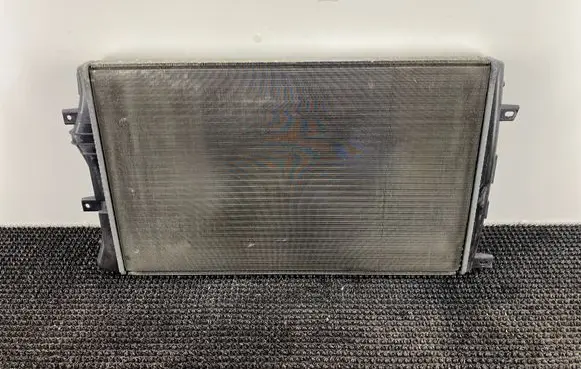 Volkswagen Golf VI Coolant radiator 1K0121253AB