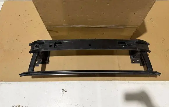 Volkswagen PASSAT B8 Front bumper cross member 3G0807111