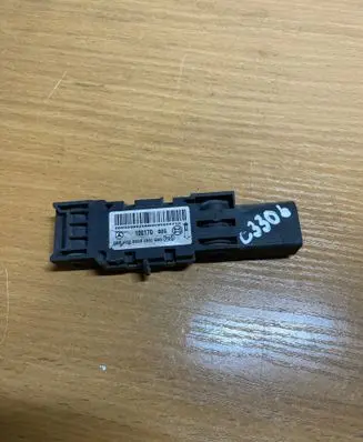 Mercedes-Benz S W220 Airbag deployment crash/impact sensor 0028200826 C3306