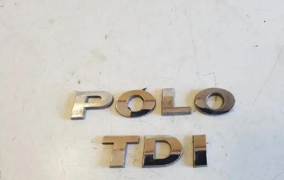 Volkswagen Polo V 6R Manufacturers badge/model letters 