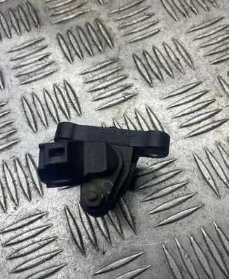 Volvo S40 Crankshaft position sensor 8627355 0296001210