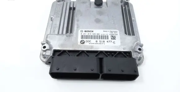 BMW 5 F10 F11 Engine control unit/module 851847701 0281018609