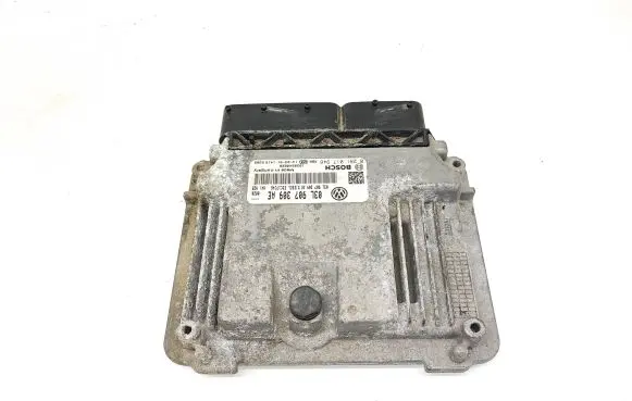 Volkswagen PASSAT B7 Engine control unit/module 03L907309AE 0281017946