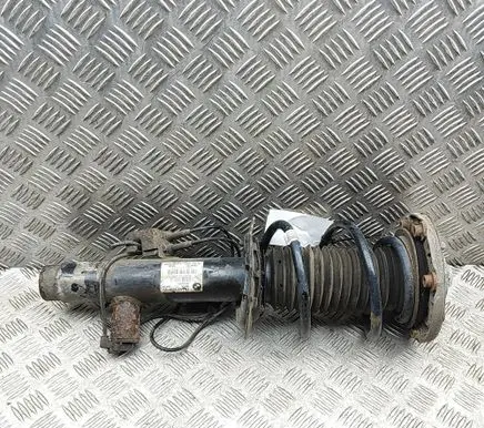 BMW 3 F30 F35 F31 Front shock absorber/damper 6874519