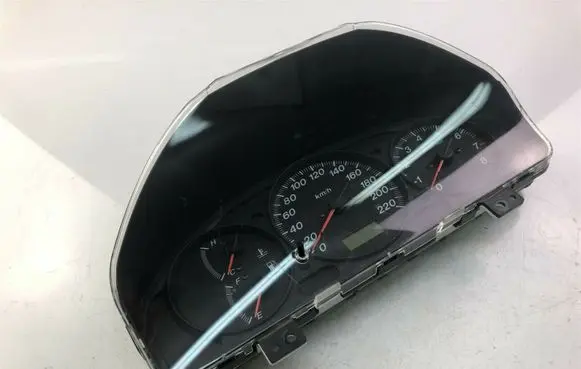 Mazda Tribute Speedometer (instrument cluster) 9J26 K3939