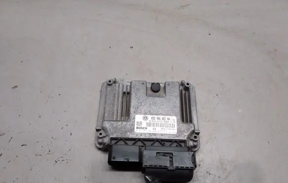 Volkswagen Golf V Engine control unit/module 03G906021HA 03G906021AB