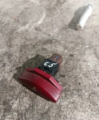 Citroen C5 Hazard light switch 96326950