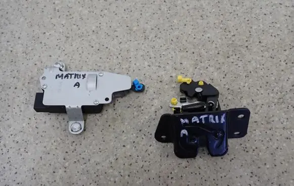 Hyundai Matrix Rear door lock