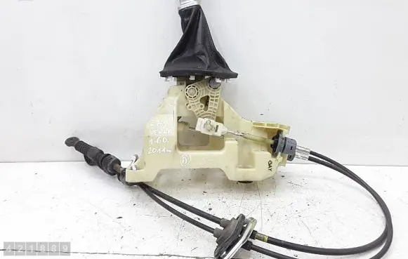 KIA Venga Gear shifter/selector 437001P9401S