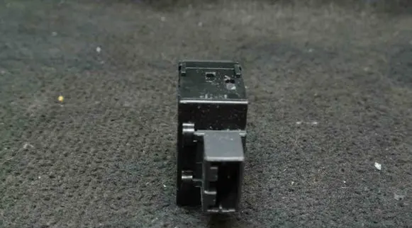 Nissan Micra Other switches/knobs/shifts 4904K5
