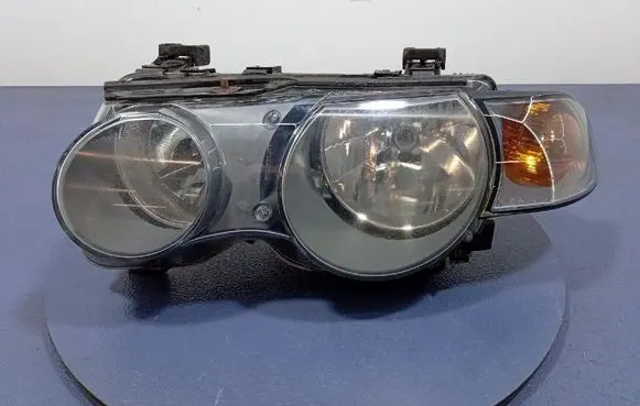 BMW X3 E83 Headlight/headlamp 6901969