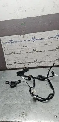 Hyundai Tucson TL Front door wiring loom/harness boot 91610D7090
