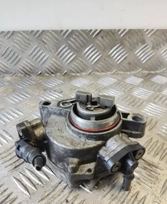 Vacuum pump