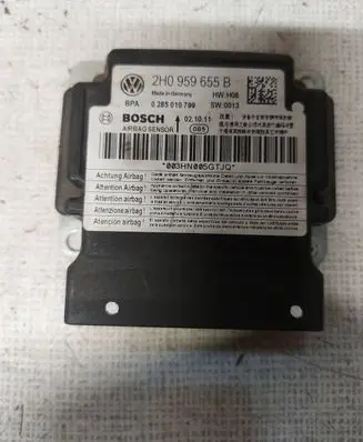 Volkswagen Caddy Airbag control unit/module 2H0959655B 0285010799