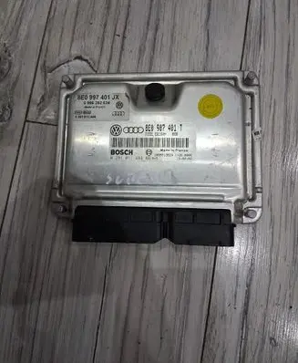 Skoda Superb B5 (3U) Engine control unit/module ECU 0281011444