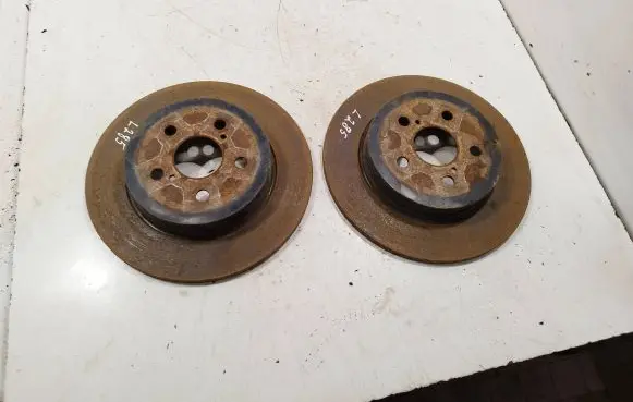 Toyota Yaris XP210 Rear brake disc