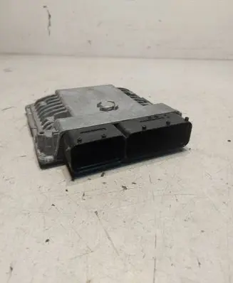 Skoda Fabia Mk2 (5J) Engine control unit/module 03F906070AD 03F906070N 5WP44633