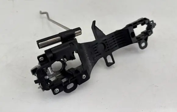 Toyota C-HR I Front door exterior handle/bracket GF30