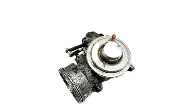 Volkswagen Golf IV EGR valve 03G131501A