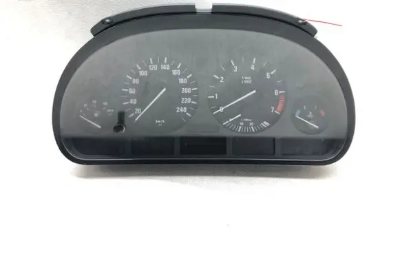 Speedometer (instrument cluster)