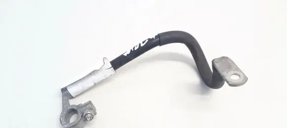 Volkswagen Jetta V Positive cable (battery)