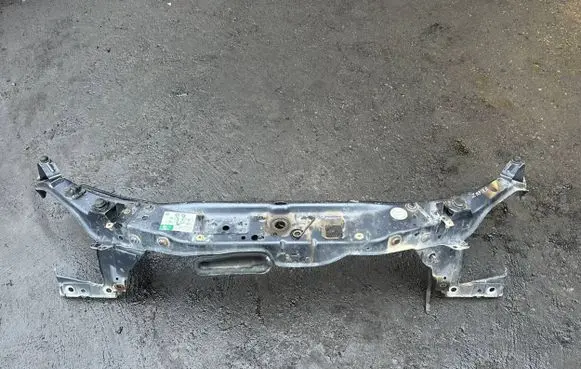 Opel Zafira B Radiator support slam panel bracket 