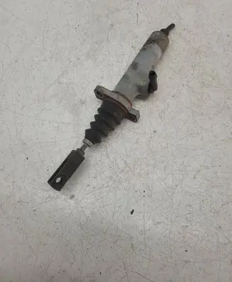Audi 80 90 S2 B4 Clutch master cylinder