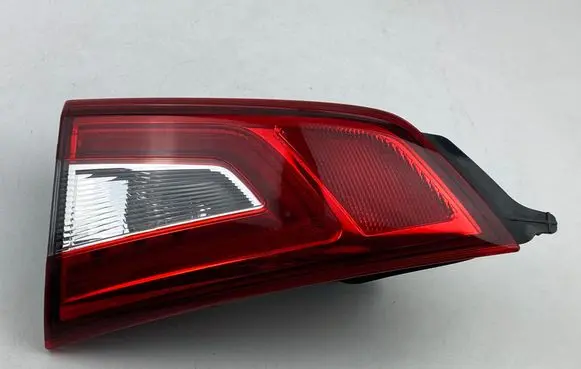 Nissan Qashqai Tailgate rear/tail lights 22618013