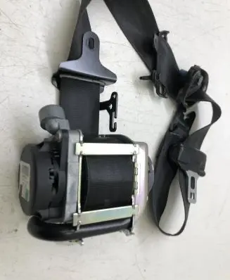 Volvo S60 Front seatbelt BAMPT11765 P39800482
