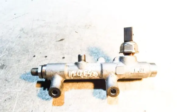 Audi Q5 SQ5 Fuel main line pipe 059130089BT 05A906051