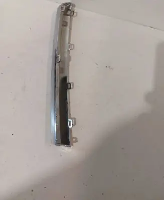 Suzuki Ignis Front bumper splitter molding 7212562R1