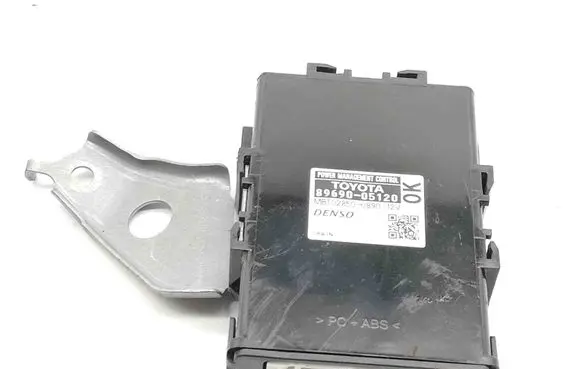 Toyota Avensis T270 Other devices 8969005120