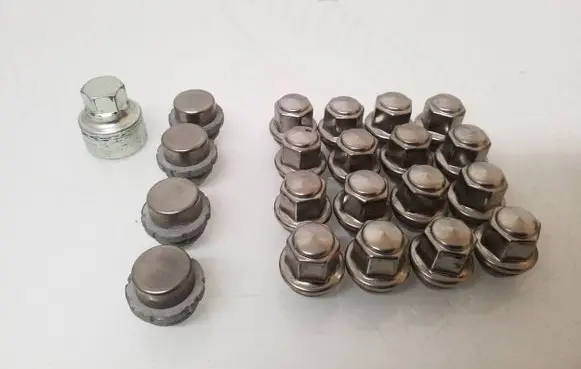 Ford Kuga III Nuts/bolts 