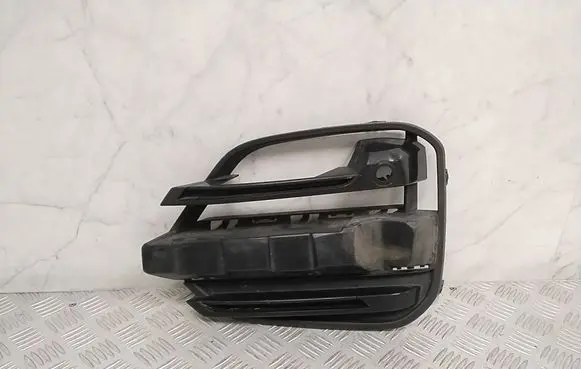 BMW X3 G01 Front bumper lower grill 7399904